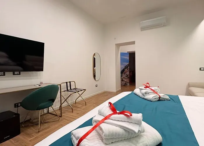 Scoperta Di 3* Napoli